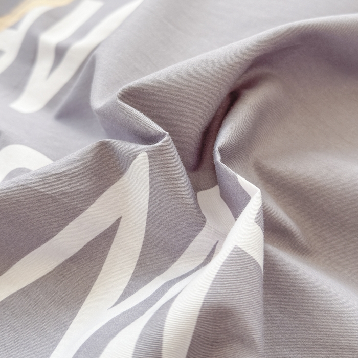 91家纺网 家纺一手货源 找家纺 7V 小清新大宽边100%纯棉法式四件套轻奢13376全棉喷气宽幅长绒棉被套床单床笠套件 简约世界