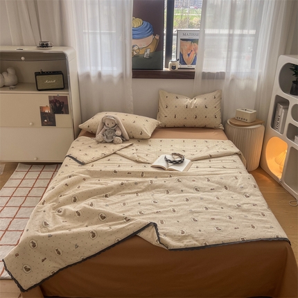 91家纺网 家纺一手货源 找家纺 HL原创 2024新款全棉法式大豆被夏被 XB-玩偶熊