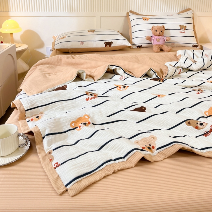 91家纺网 家纺一手货源 找家纺 2024新款泡泡棉小缺角工艺夏被四件套 米拉熊