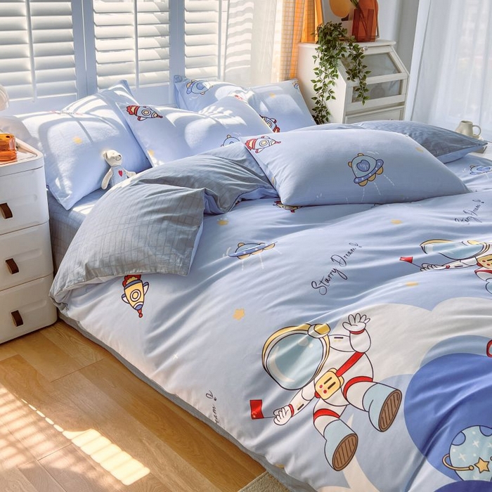 91家纺网 家纺一手货源 找家纺 金鑫汇家纺 2024新款全棉纯棉卡通印花四件套单品系列-四件套翱翔太空