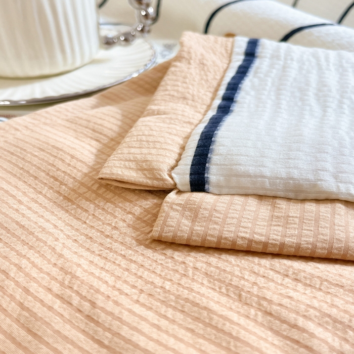 91家纺网 家纺一手货源 找家纺 2024新款泡泡棉小缺角工艺夏被四件套 米拉熊