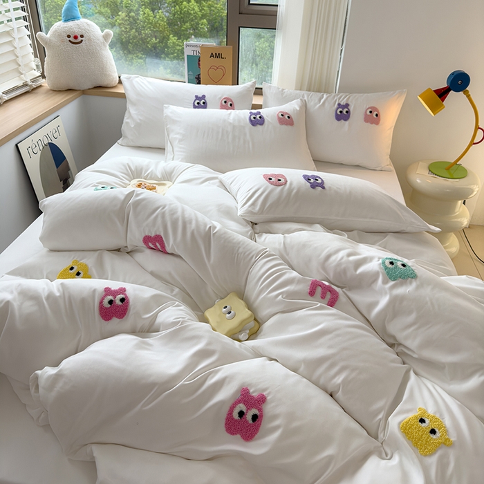 91家纺网 家纺一手货源 找家纺 曼谷 年新款多巴胺毛巾绣四件套柔软磨毛床上用品水洗棉套件 多巴胺-奶白