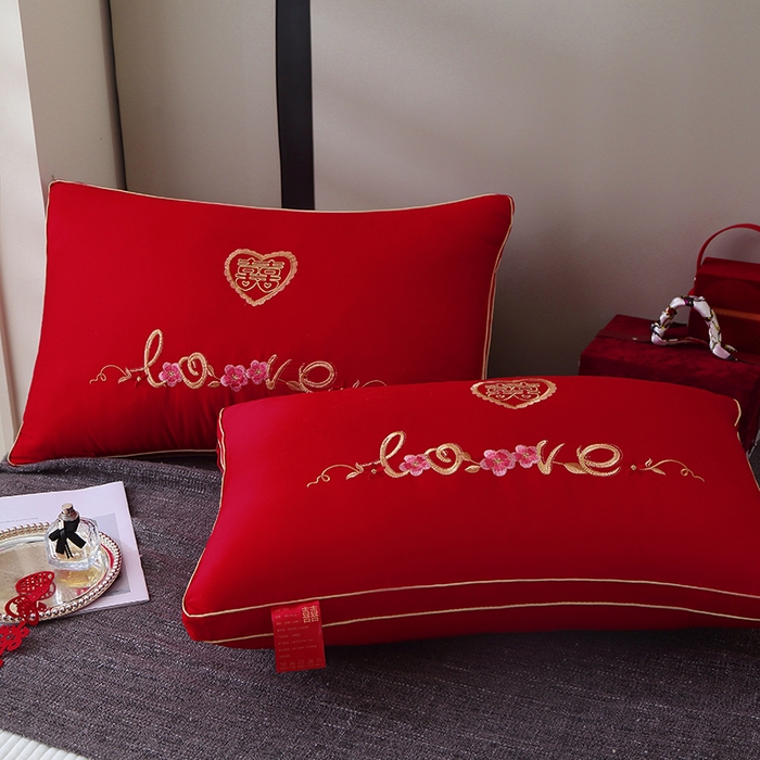 91家纺网 家纺一手货源 找家纺 （总）糖果枕芯 2024新款全棉婚庆枕芯忱头 48*74CM一只