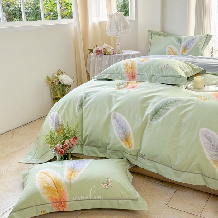 91家纺网 家纺一手货源 找家纺 7V 小清新大宽边100%纯棉法式四件套轻奢13376全棉喷气宽幅长绒棉被套床单床笠套件 雨蝶-绿