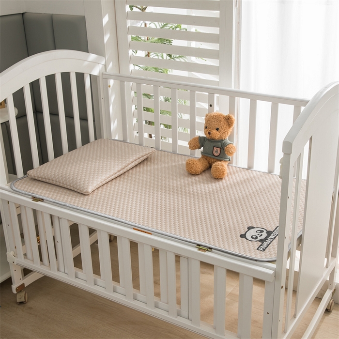 91家纺网 家纺一手货源 找家纺 宅部落 2024年新款凉感豆豆幼儿园幼婴儿儿童凉席 酷熊-咖色