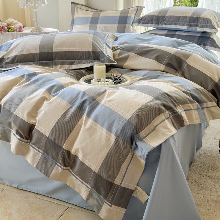 91家纺网 家纺一手货源 找家纺 7V 小清新大宽边100%纯棉法式四件套轻奢13376全棉喷气宽幅长绒棉被套床单床笠套件 枫叶格-蓝