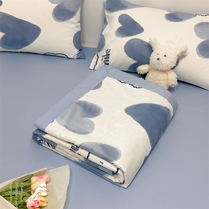 91家纺网 家纺一手货源 找家纺 简宜家居（朝初家纺） 2025新款40支全棉大豆夏被 波波兔