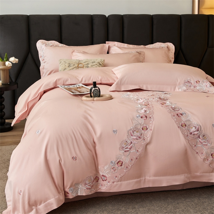 91家纺网 家纺一手货源 找家纺 红番天家居馆 全棉长绒棉刺绣四件套-浪漫系列 长绒棉-浪漫-美男粉