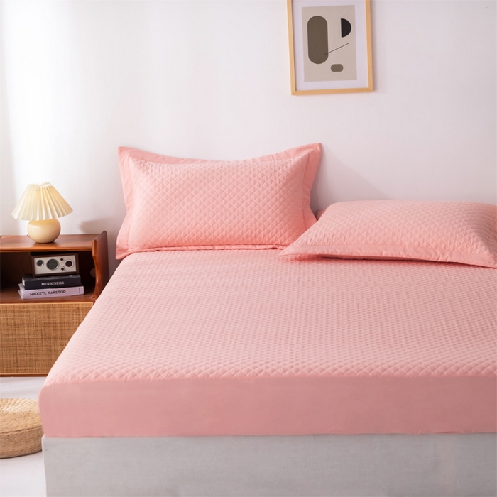 91家纺网 家纺一手货源 找家纺 优乐家纺 2025新款全棉床笠水洗纯棉夹棉绗缝加厚床笠 爱情粉