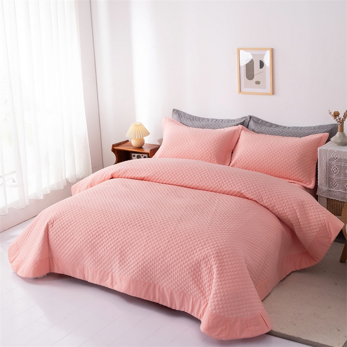 91家纺网 家纺一手货源 找家纺 优乐家纺2025新款全棉床盖三件套水洗纯棉夹棉绗缝加厚铺盖 爱情粉