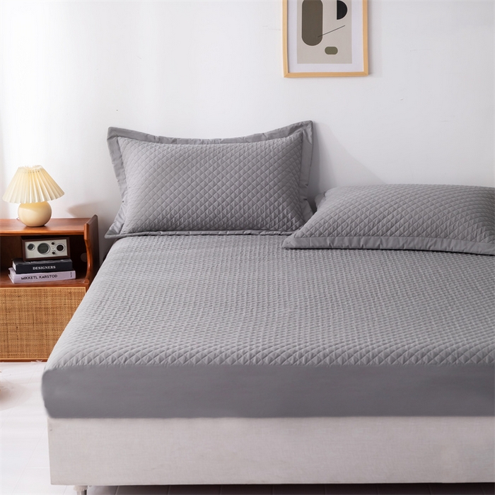 91家纺网 家纺一手货源 找家纺 优乐家纺 2025新款全棉床笠水洗纯棉夹棉绗缝加厚床笠  皇宫灰