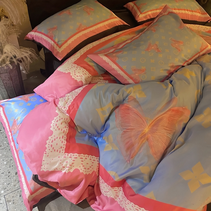 91家纺网 家纺一手货源 找家纺 丽斐纺织 2024新款双面进口冰丝数码印花四件套水洗真丝四件套 冰丝彩蝶