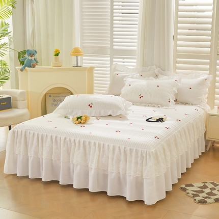 宜凡家纺 2024年新款全棉刺绣夹棉床裙三件套(小樱桃系列） 小樱桃 奶白