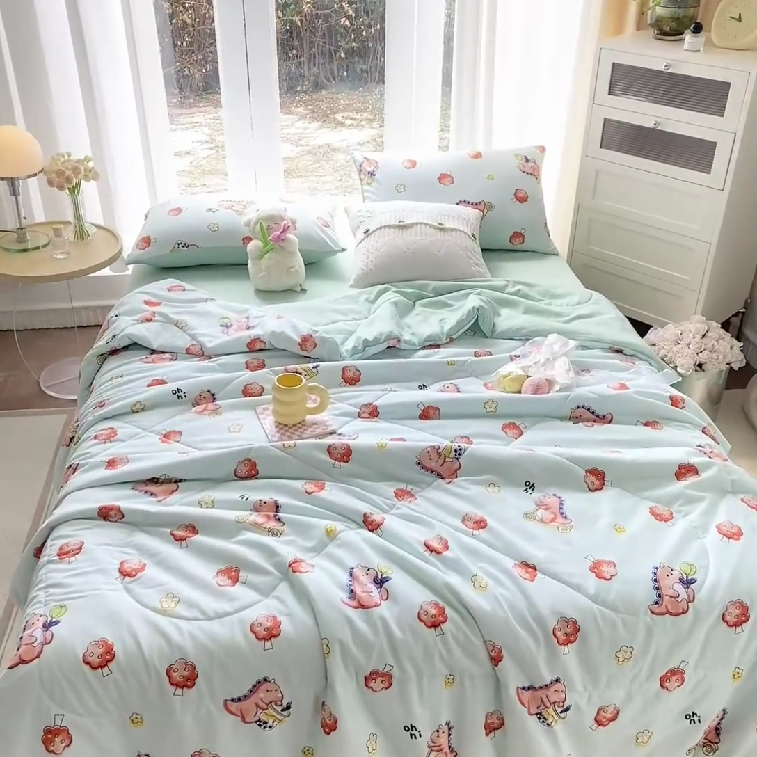 91家纺网 家纺一手货源 找家纺 羋多 2024新款小清新花边水洗棉夏被夏凉被夏被四件套被子 恐龙园