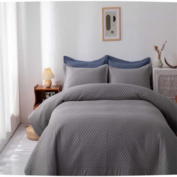 91家纺网 家纺一手货源 找家纺 优乐家纺 2025新款全棉水洗纯棉夹棉绗缝加厚四件套 皇宫灰