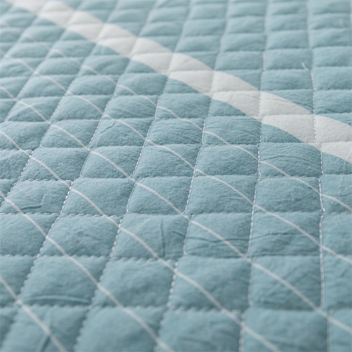 91家纺网 家纺一手货源 找家纺 优乐家纺 2025新款全棉枕套水洗纯棉夹棉绗缝加厚枕芯罩 青春绿