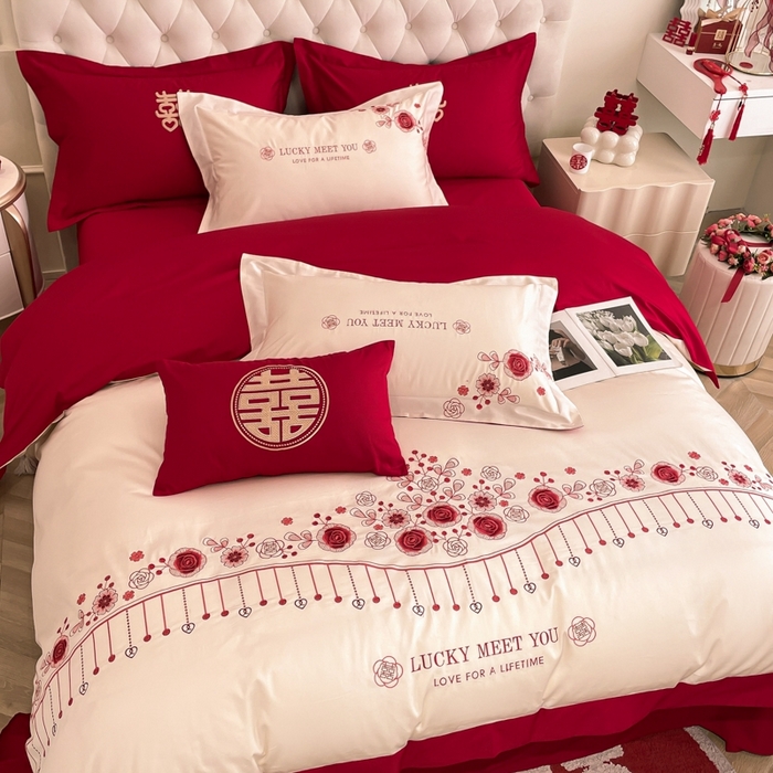 91家纺网 家纺一手货源 找家纺 遇见家居生活馆 2024新款全棉刺绣婚庆四件套 浪漫相随-奶昔白