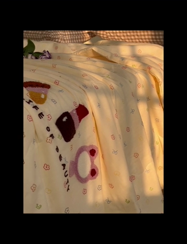 91家纺网 家纺一手货源 找家纺 洋铭区（原狠狠爱） 2024新款双层纱毛巾绣夏被 美妆公主