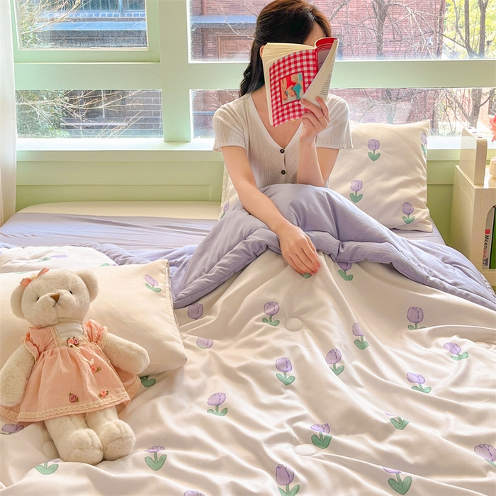 91家纺网 家纺一手货源 找家纺 古吉梦2024新款水洗棉小清新印花夏被被子被芯 夏被-紫郁盛开