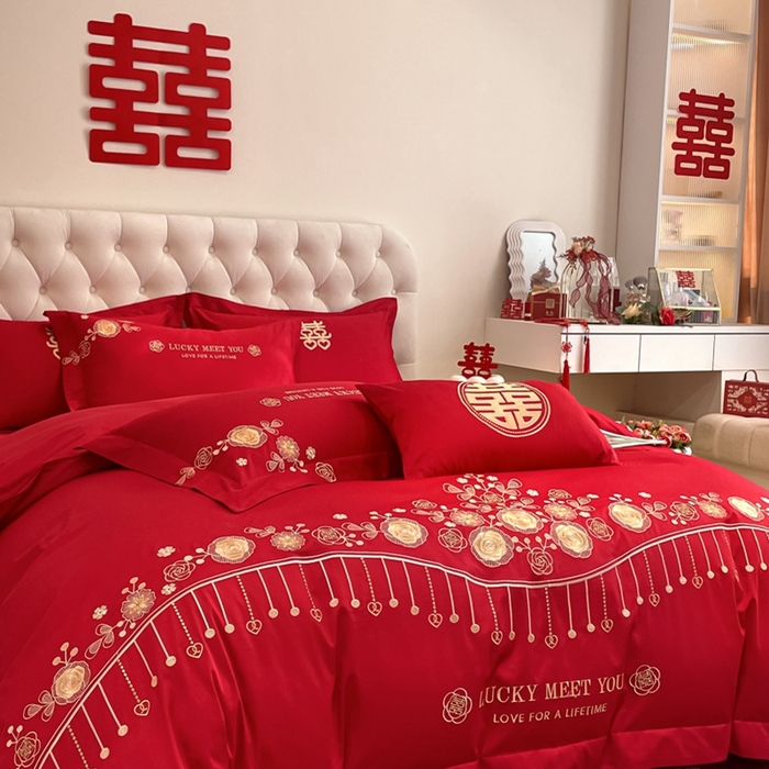 91家纺网 家纺一手货源 找家纺 遇见家居生活馆 2024新款全棉刺绣婚庆四件套 浪漫相随-大红