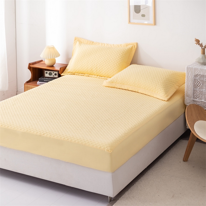 91家纺网 家纺一手货源 找家纺 优乐家纺 2025新款全棉床笠水洗纯棉夹棉绗缝加厚床笠 香橙黄