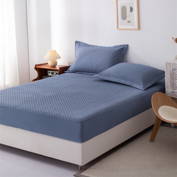 91家纺网 家纺一手货源 找家纺 优乐家纺 2025新款全棉床笠水洗纯棉夹棉绗缝加厚床笠 经典蓝