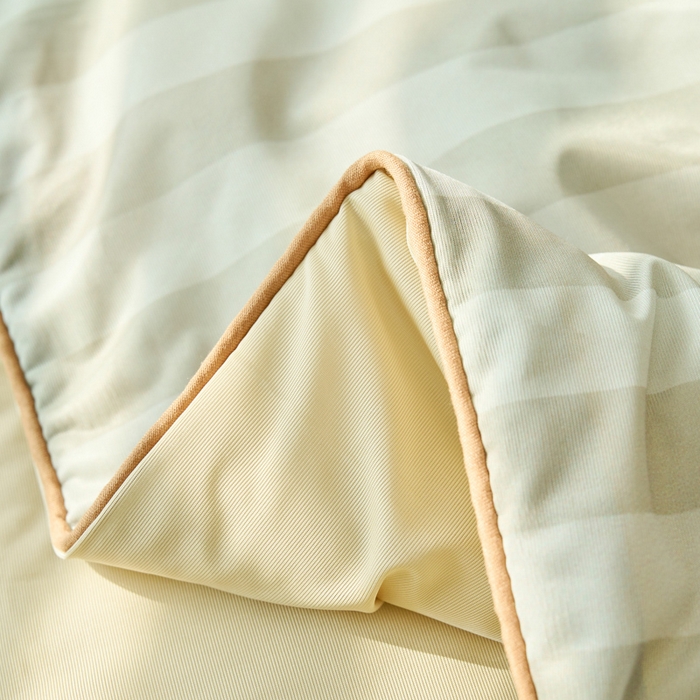 91家纺网 家纺一手货源 找家纺 吾诺家居 2024新款凉感冰柔丝印花夏被 绿玫瑰