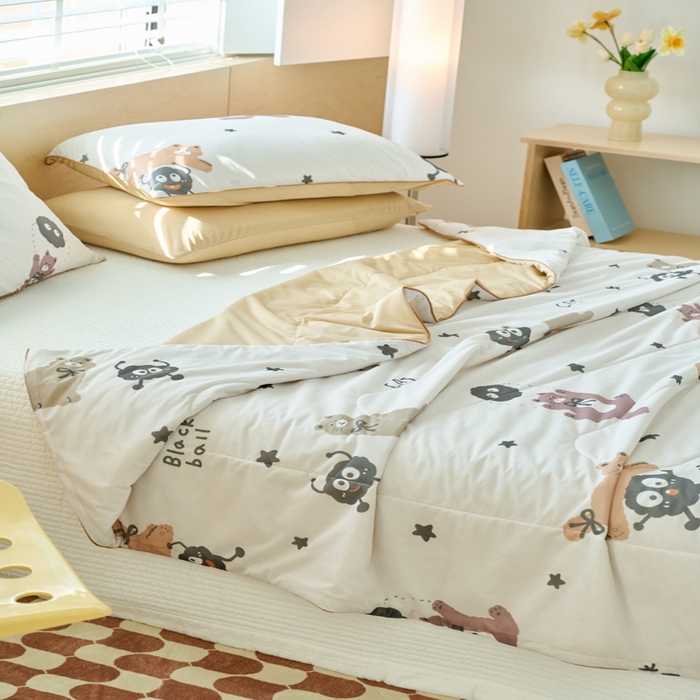 91家纺网 家纺一手货源 找家纺 吾诺家居 2024新款凉感冰柔丝印花夏被 咖啡猫