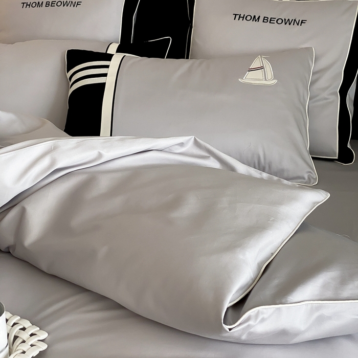 91家纺网 家纺一手货源 找家纺 MIU缪家居-2024新款100支全棉四件套-航海日记 自由号（灰）