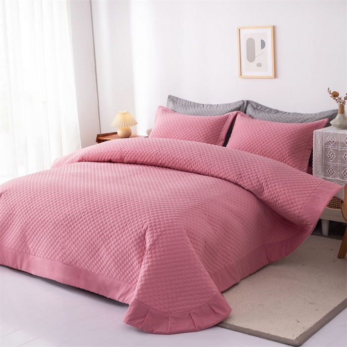 91家纺网 家纺一手货源 找家纺 优乐家纺2025新款全棉床盖三件套水洗纯棉夹棉绗缝加厚铺盖 活力豆沙