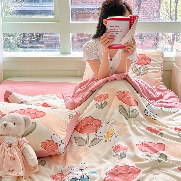 91家纺网 家纺一手货源 找家纺 古吉梦2024新款水洗棉小清新印花夏被被子被芯 夏被-花花兔