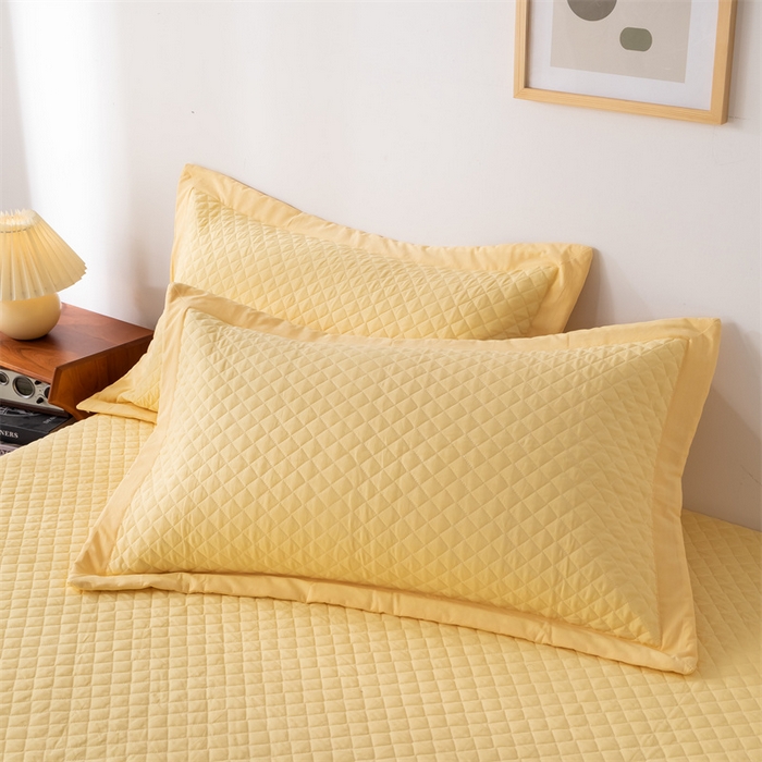 91家纺网 家纺一手货源 找家纺 优乐家纺 2025新款全棉枕套水洗纯棉夹棉绗缝加厚枕芯罩 香橙黄