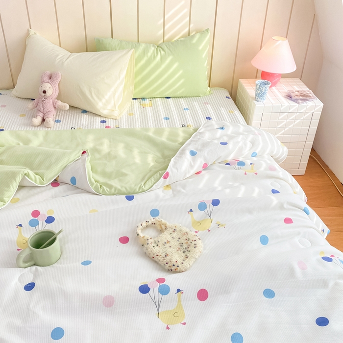 91家纺网 家纺一手货源 找家纺 羋多家纺 2024新款麻绳印花小米棉夏被云感泡芙棉被子泡泡纱单夏被（另有单独床盖）告白气球