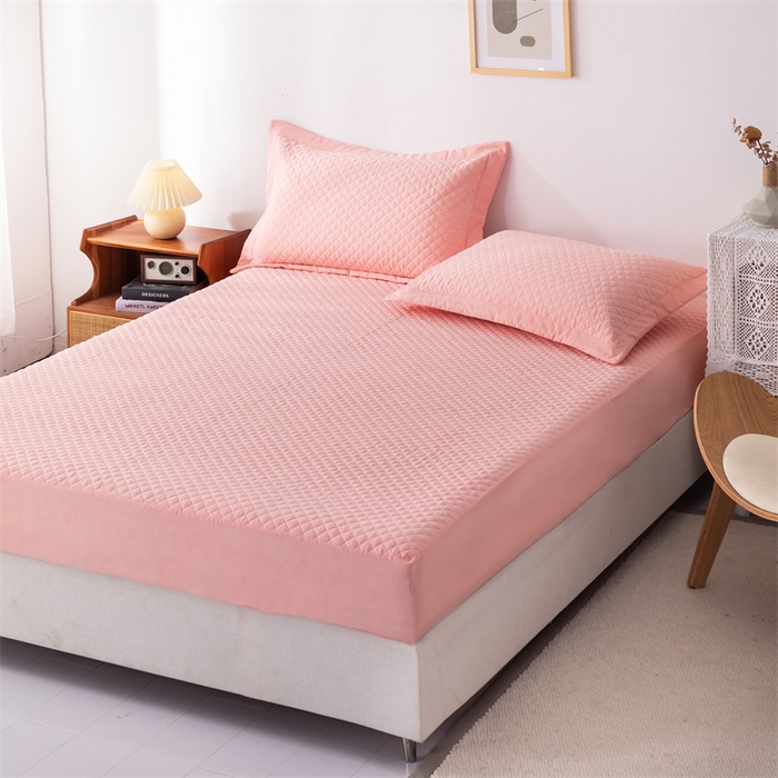 91家纺网 家纺一手货源 找家纺 优乐家纺 2025新款全棉床笠水洗纯棉夹棉绗缝加厚床笠 爱情粉