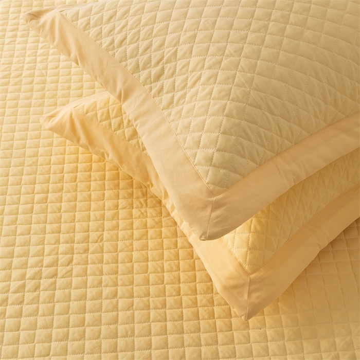 91家纺网 家纺一手货源 找家纺 优乐家纺 2025新款全棉枕套水洗纯棉夹棉绗缝加厚枕芯罩 香橙黄