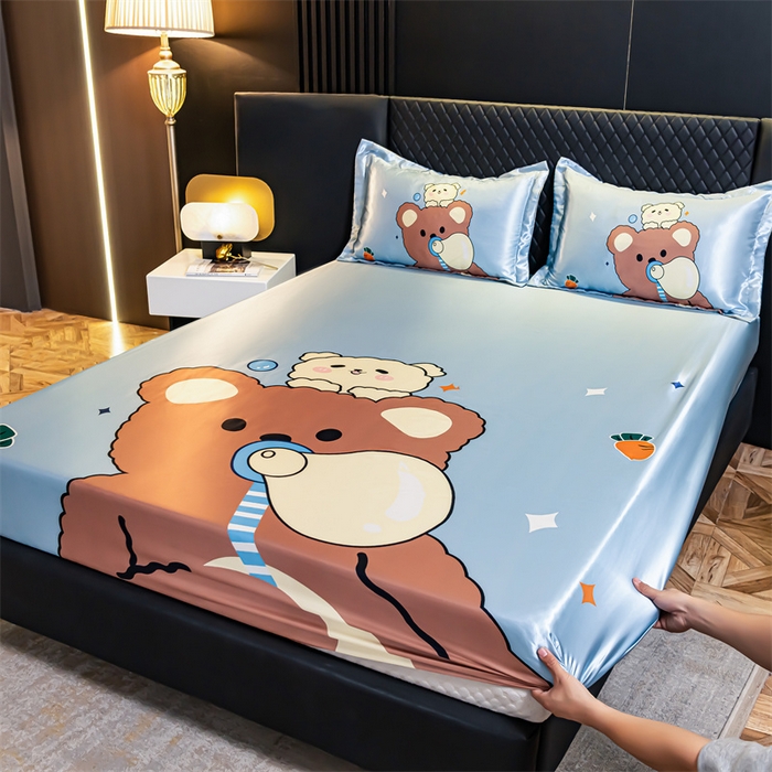 91家纺网 家纺一手货源 找家纺 梦舒羽 2025新款大版可水洗冰丝床笠宿舍床垫保护套三件套 抱抱熊