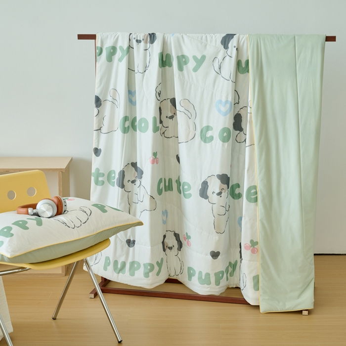 91家纺网 家纺一手货源 找家纺 吾诺家居 2024新款凉感冰柔丝印花夏被 酷狗绿