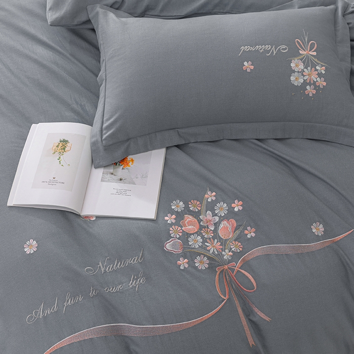 91家纺网 家纺一手货源 找家纺 绒博士 2024新款全棉磨毛暗合四件套-倾城之恋 灰色