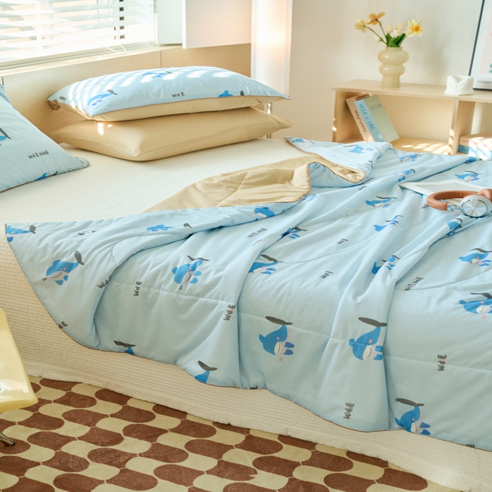 91家纺网 家纺一手货源 找家纺 吾诺家居 2024新款凉感冰柔丝印花夏被 蓝鲸鱼