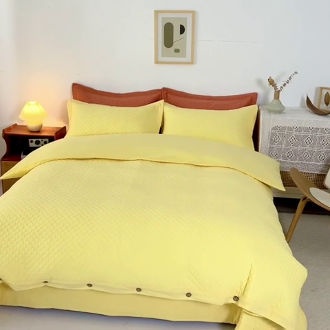 91家纺网 家纺一手货源 找家纺 优乐家纺 2025新款全棉水洗纯棉夹棉绗缝加厚四件套 香橙黄