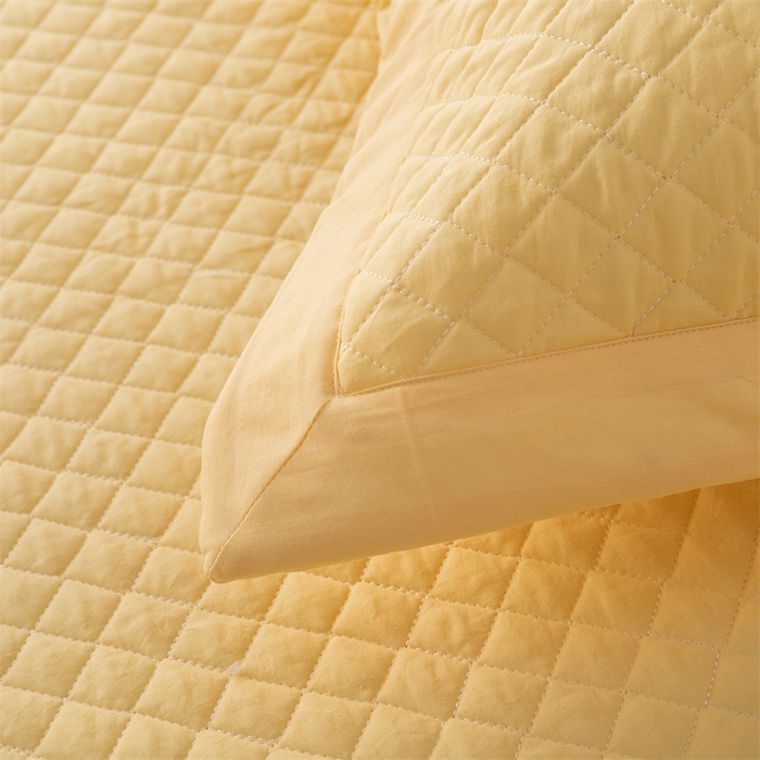 91家纺网 家纺一手货源 找家纺 优乐家纺 2025新款全棉枕套水洗纯棉夹棉绗缝加厚枕芯罩 香橙黄