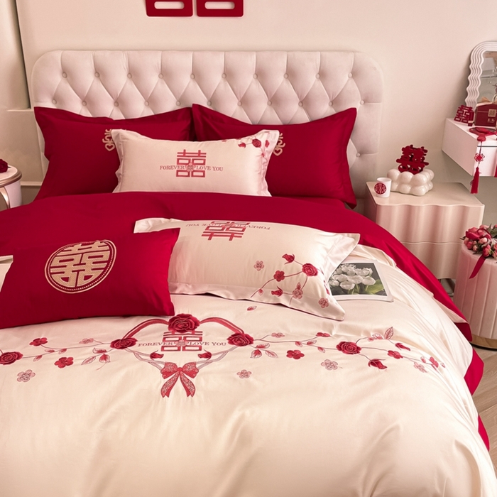 91家纺网 家纺一手货源 找家纺 遇见家居生活馆 2024新款全棉刺绣婚庆四件套 幸福约定-奶昔白