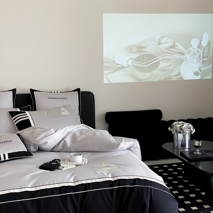 91家纺网 家纺一手货源 找家纺 MIU缪家居-2024新款100支全棉四件套-航海日记 自由号（灰）