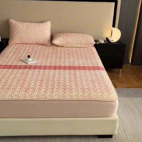 91家纺网 家纺一手货源 找家纺 诺梵 2024年凉感丝印花乳胶凉席床笠三件套 暖暖粉