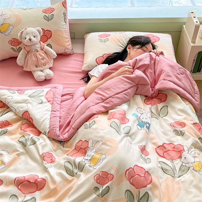 91家纺网 家纺一手货源 找家纺 古吉梦2024新款水洗棉小清新印花夏被被子被芯 夏被-花花兔