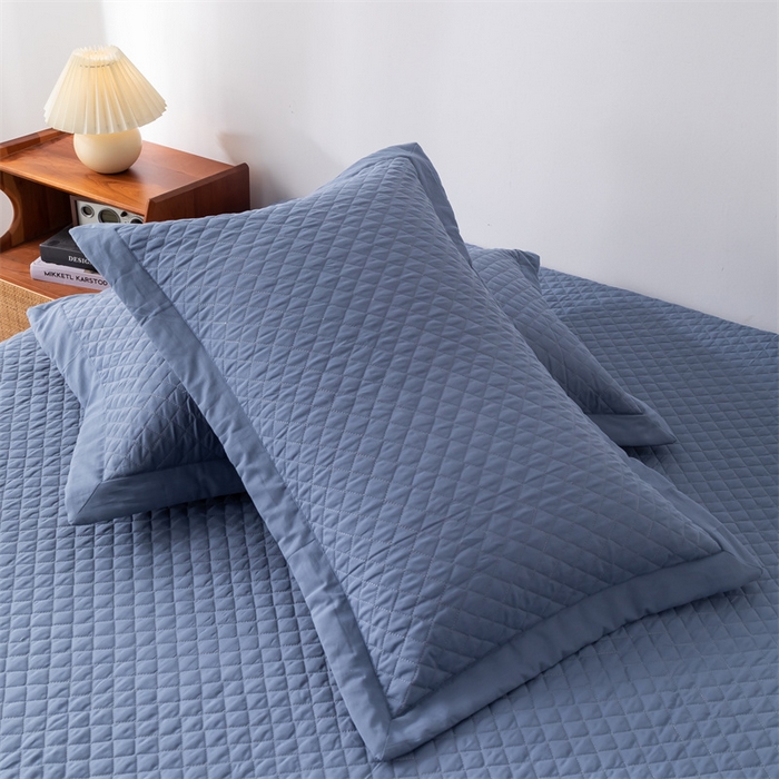 91家纺网 家纺一手货源 找家纺 优乐家纺 2025新款全棉枕套水洗纯棉夹棉绗缝加厚枕芯罩 经典蓝