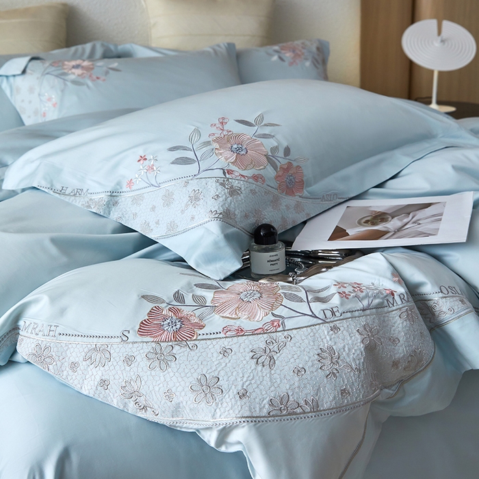 91家纺网 家纺一手货源 找家纺 红番天家居馆 2025新款长绒棉全棉绣花四件套--花间意境系列 西子蓝