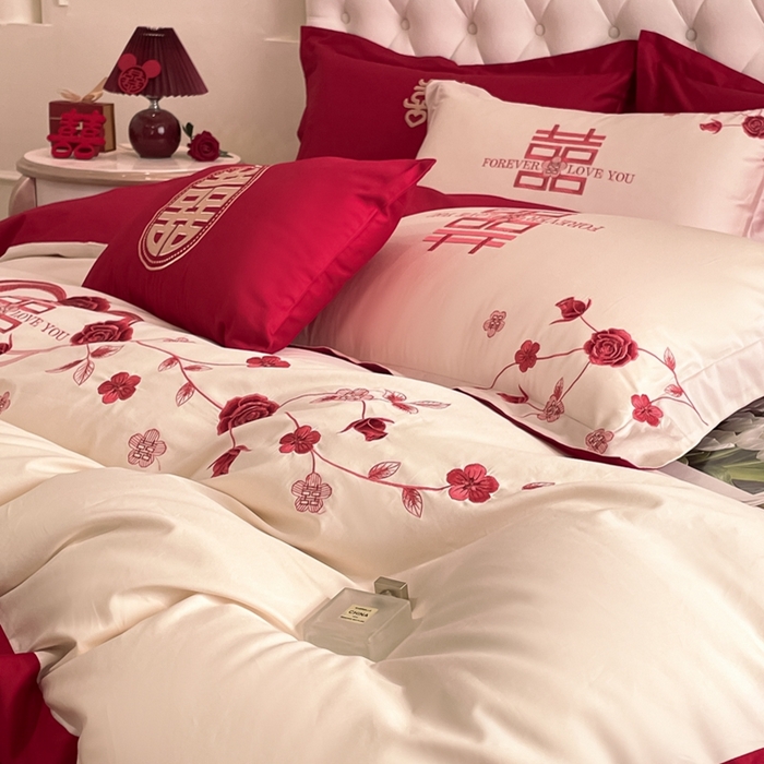 91家纺网 家纺一手货源 找家纺 遇见家居生活馆 2024新款全棉刺绣婚庆四件套 幸福约定-奶昔白