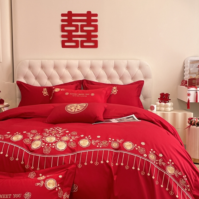 91家纺网 家纺一手货源 找家纺 遇见家居生活馆 2024新款全棉刺绣婚庆四件套 浪漫相随-大红