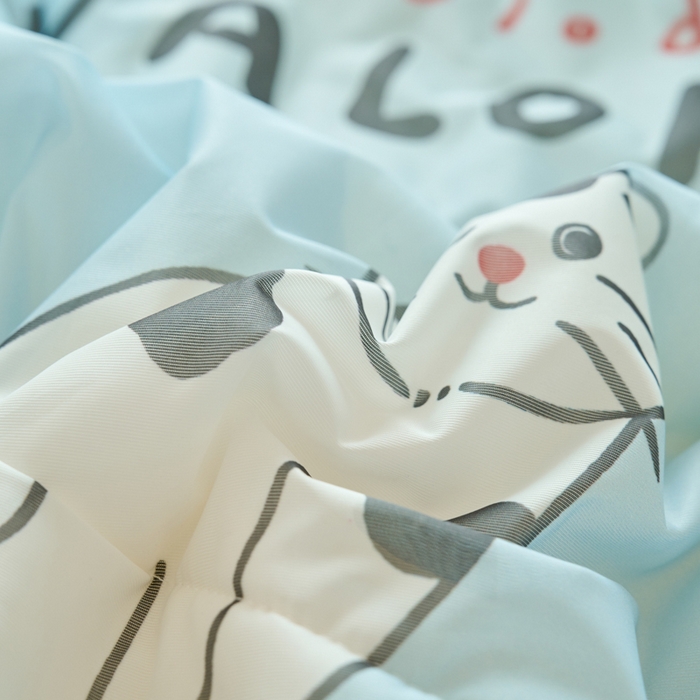 91家纺网 家纺一手货源 找家纺 吾诺家居 2024新款凉感冰柔丝印花夏被 蓝底猫